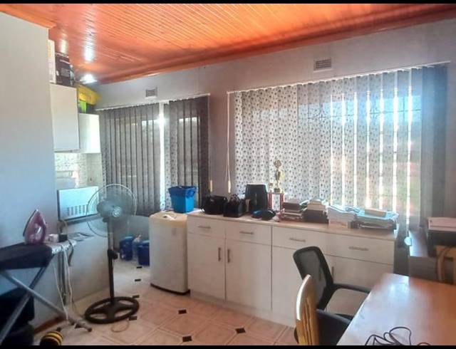 3 BEDROOM HOUSE FOR SALE IN ARENA PARK